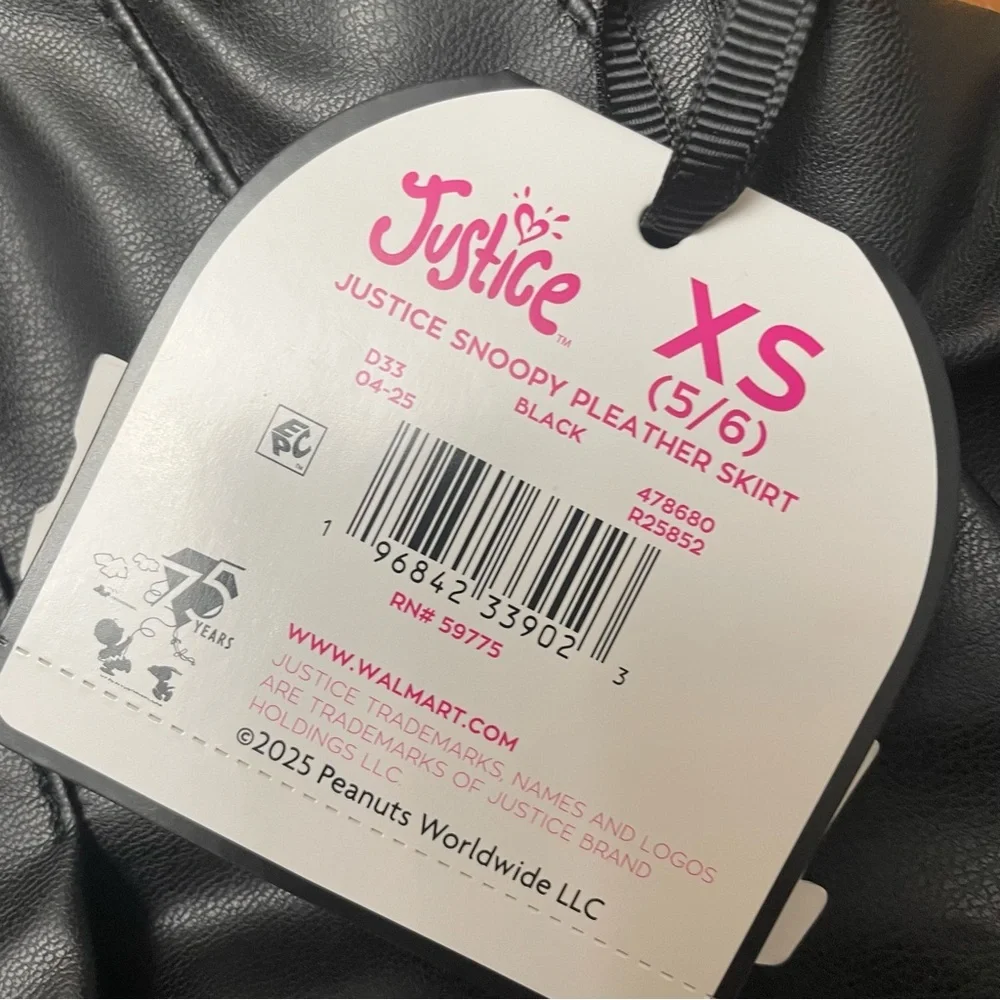NWT Justice Girls XS 4/5 Snoppy skirt with built in shorts vegan leather